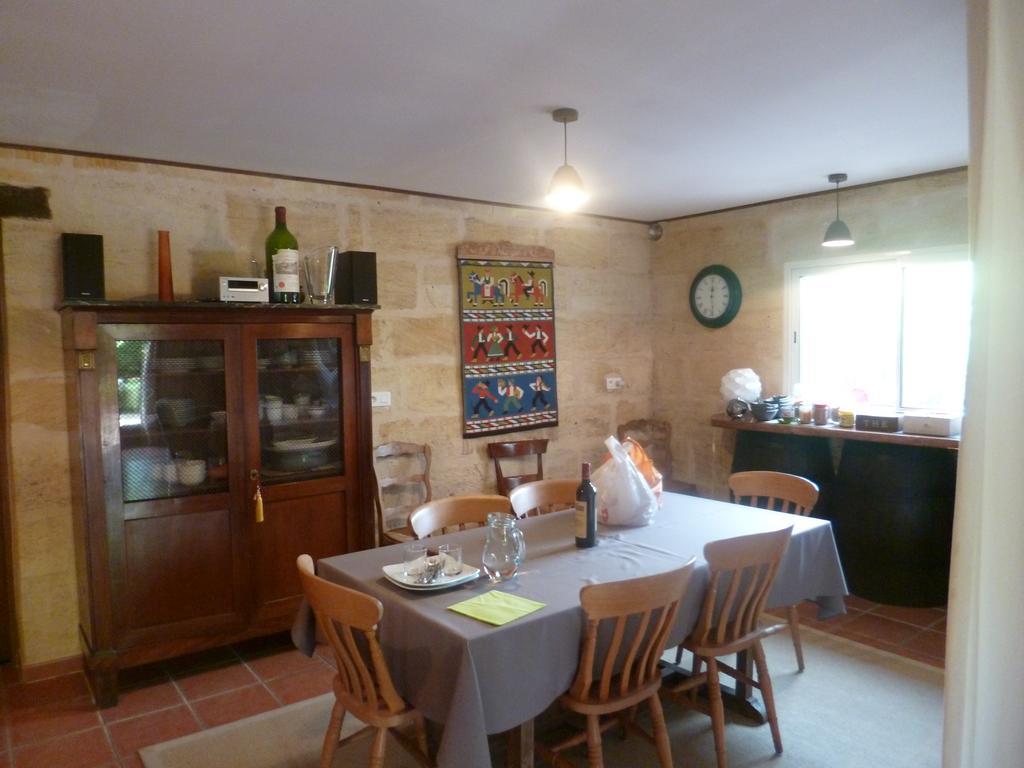 La Petite Madeleine Hotel Castillon-la-Bataille Kültér fotó