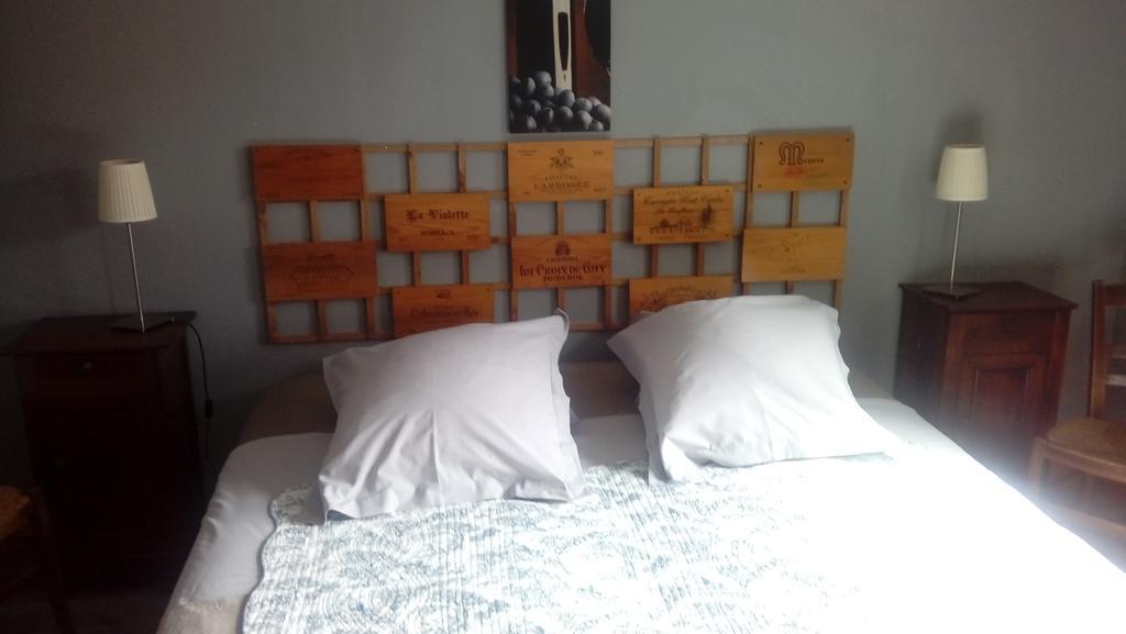 La Petite Madeleine Hotel Castillon-la-Bataille Kültér fotó